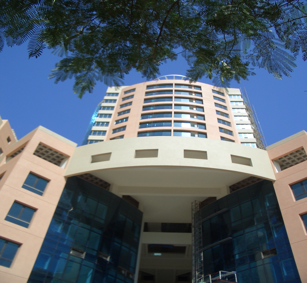 Saleh Al - Qallaf Residential Bldg